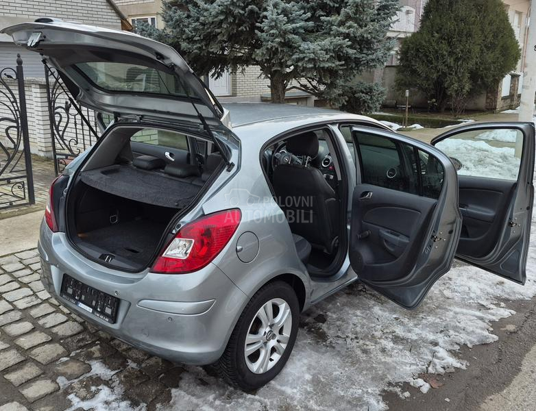 Opel Corsa D 