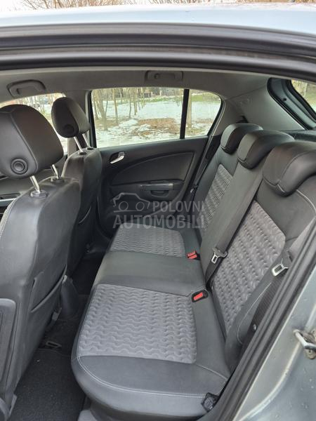 Opel Corsa D 