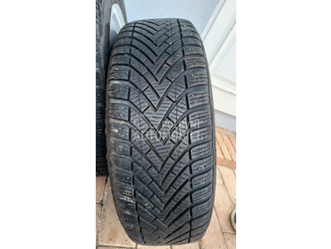 Vredestein 185/60 R15 Zimska