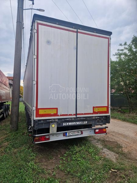 Schwarzmuller Cerada