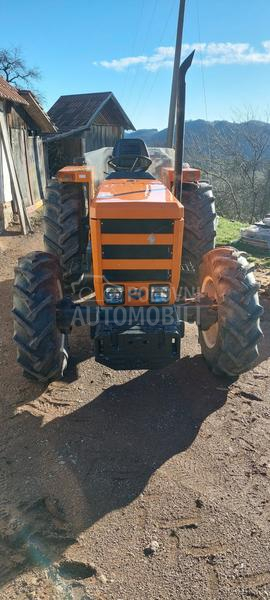 Renault 501.4 carraro