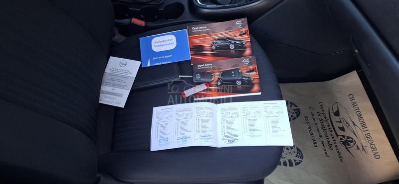 Opel Astra J 