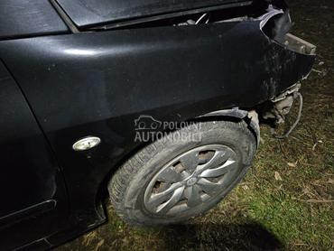 Krilo 307 restajling desno za Peugeot 307 od 2004. do 2008. god.