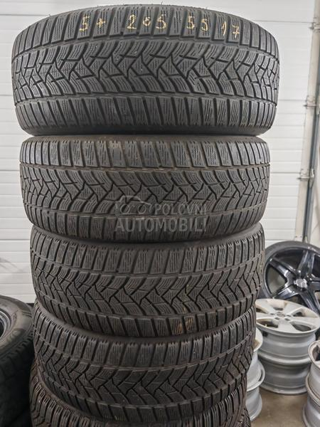 Dunlop 205/55 R17 Zimska