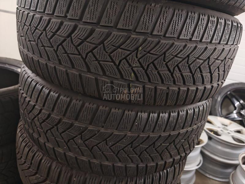 Dunlop 205/55 R17 Zimska