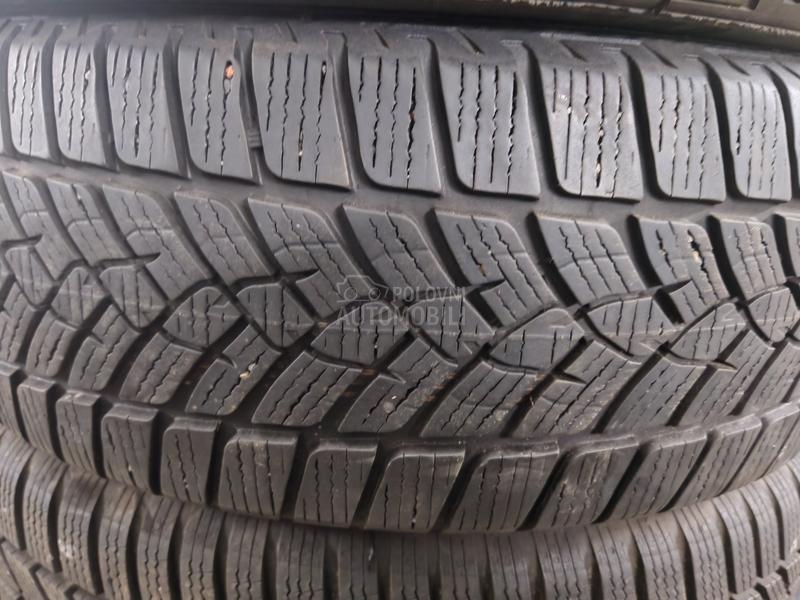 Fulda 215/60 R17 Zimska
