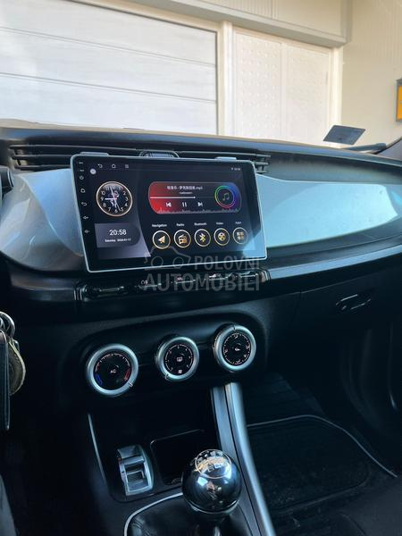 Multimedija Android Carplay