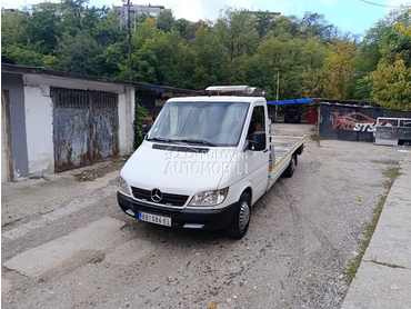 Mercedes Benz Sprinter