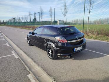 Opel Astra H GTC