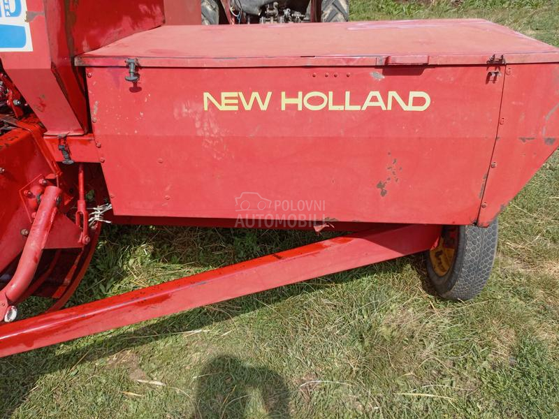 New Holland 265