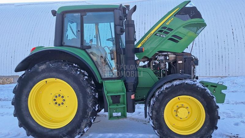 John Deere 6125M