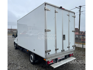 Furgon-sanduk za iveco