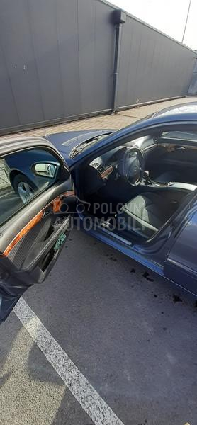 Mercedes Benz E 200 