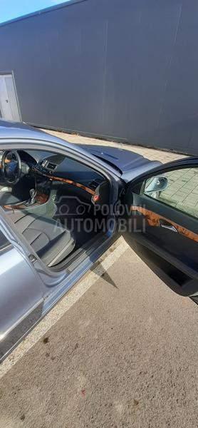 Mercedes Benz E 200 