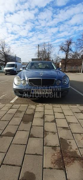Mercedes Benz E 200 