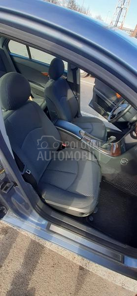 Mercedes Benz E 200 