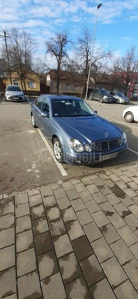 Mercedes Benz E 200 