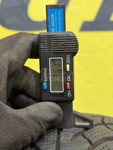 Kumho 195/55 R16 Zimska