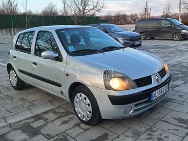 Renault Clio 1.2 8v