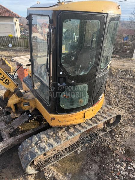 CAT 304