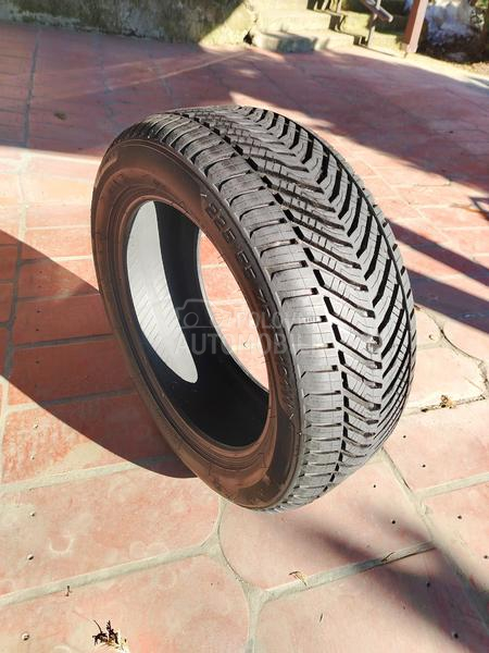 Taurus 225/55 R17 Sve sezone