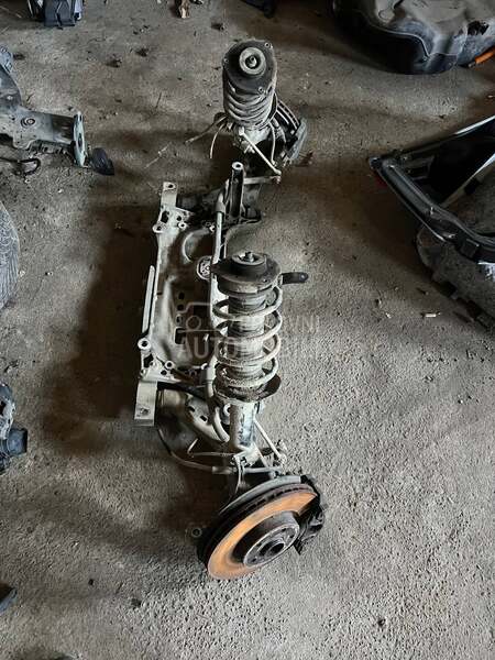 Delovi za Volkswagen Passat B7