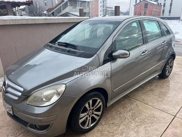 Mercedes Benz B 200 