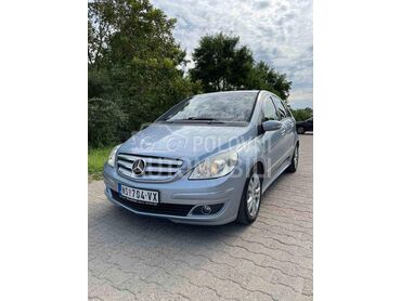 Mercedes Benz B 200 