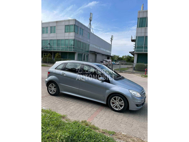 Mercedes Benz B 200 