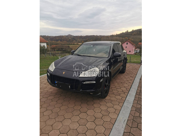 Porsche Cayenne Turbo