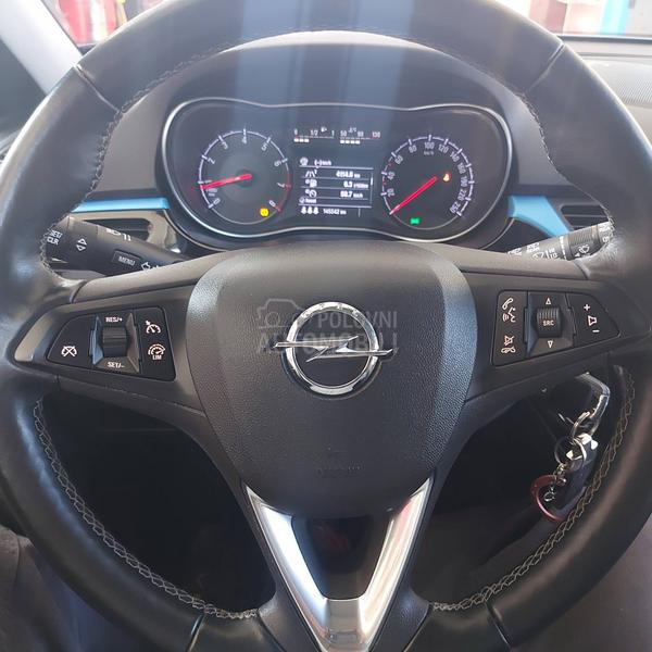 Opel Corsa E 1.4 TURBO