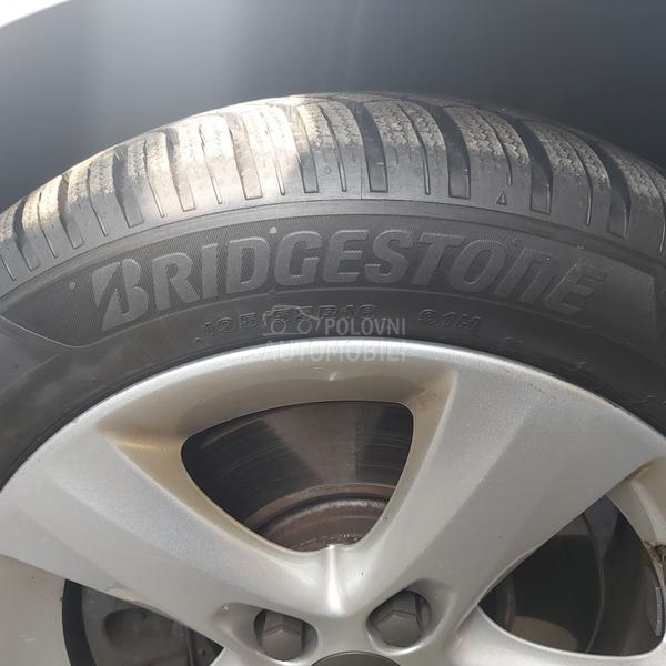 Opel Corsa E 1.4 TURBO