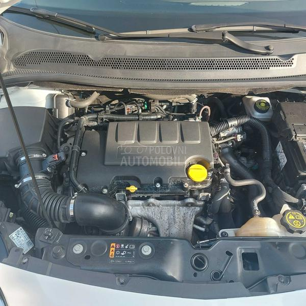 Opel Corsa E 1.4 TURBO
