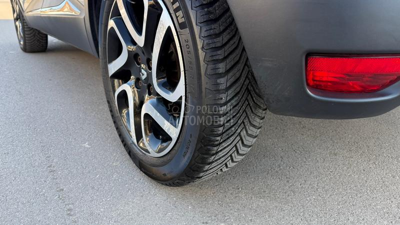 Renault Captur INTENSE