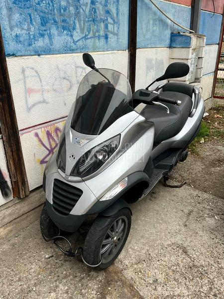 Piaggio Mp3