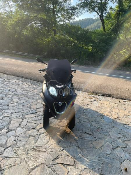 Piaggio mp3 500
