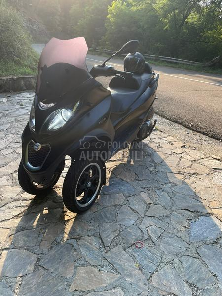 Piaggio mp3 500