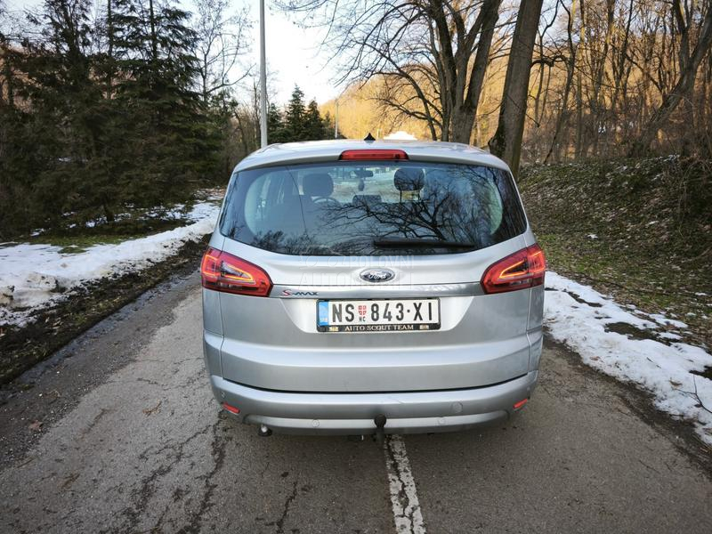 Ford S-Max PowerShift/Titanium