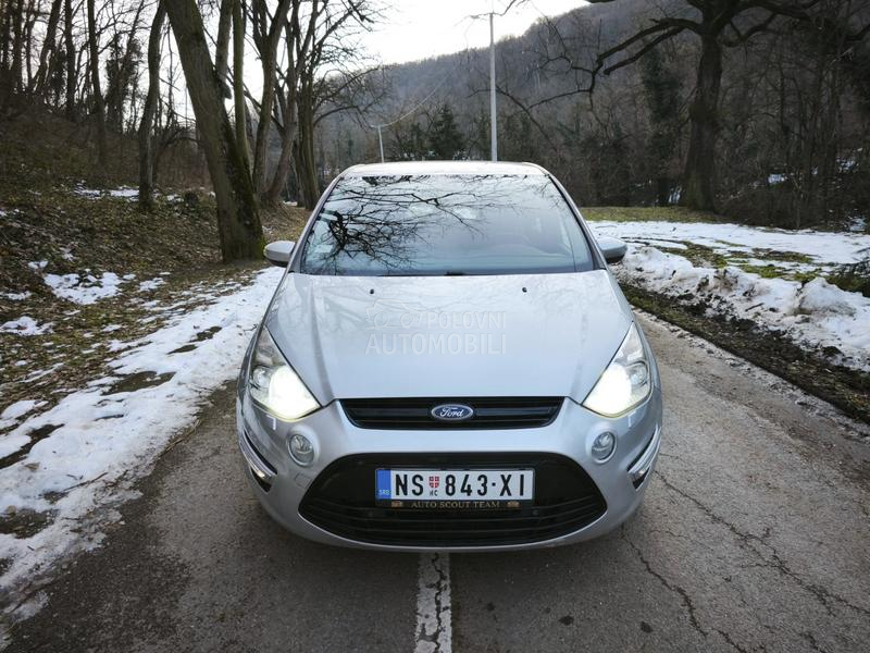 Ford S-Max PowerShift/Titanium