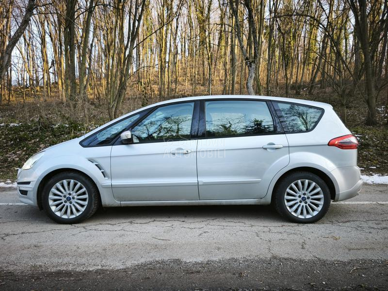 Ford S-Max PowerShift/Titanium