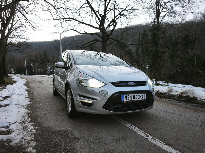 Ford S-Max PowerShift/Titanium