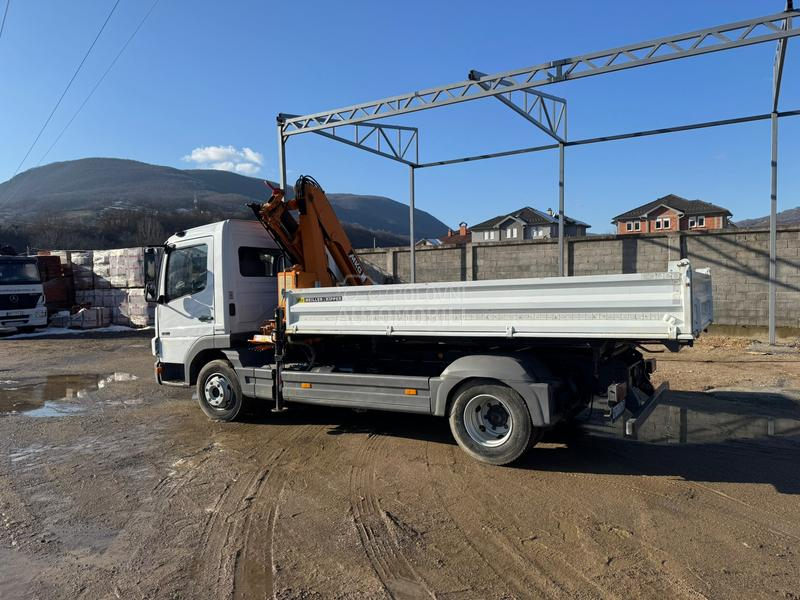 Mercedes Benz atego818 kiper kran