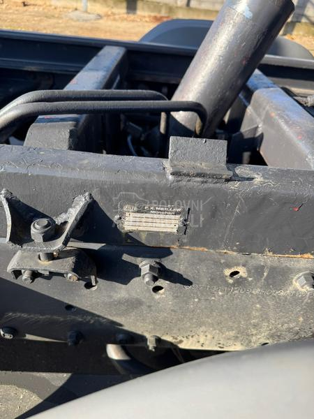 Mercedes Benz atego818 kiper kran