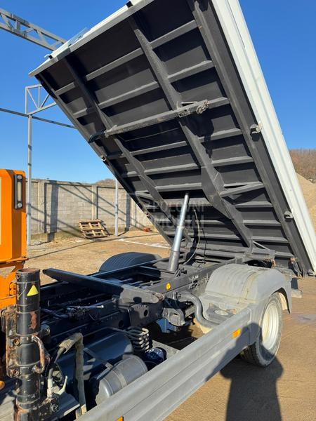 Mercedes Benz atego818 kiper kran