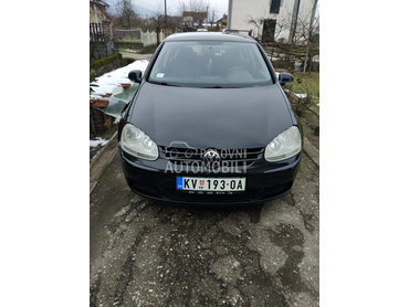 Volkswagen Golf 5 1.6 8v