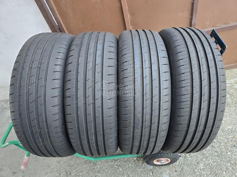 Fulda 215/60 R17 Letnja