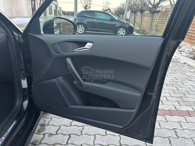 Audi A1 1,2 VEL SERV S LINE