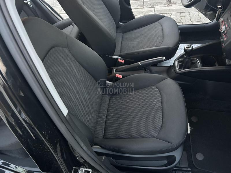 Audi A1 1,2 VEL SERV S LINE