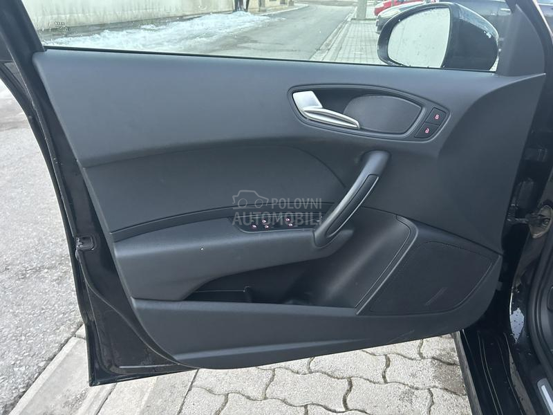 Audi A1 1,2 VEL SERV S LINE