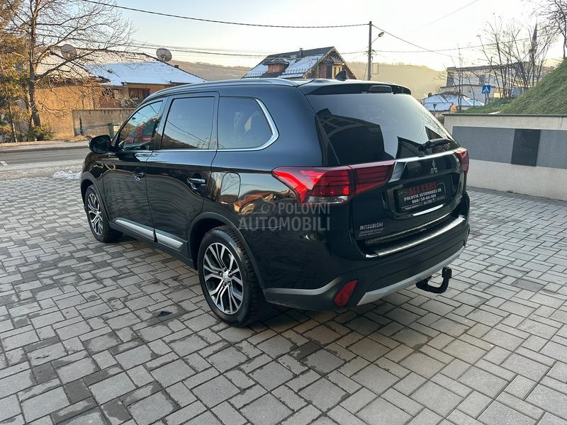 Mitsubishi Outlander CH